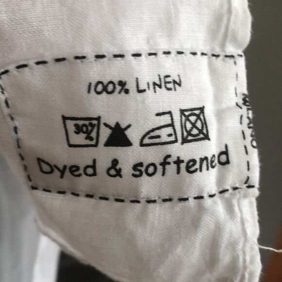 Claudio Milano White linen luxury Hi lo linen tunic blouse. Size S - Picture 3 of 8